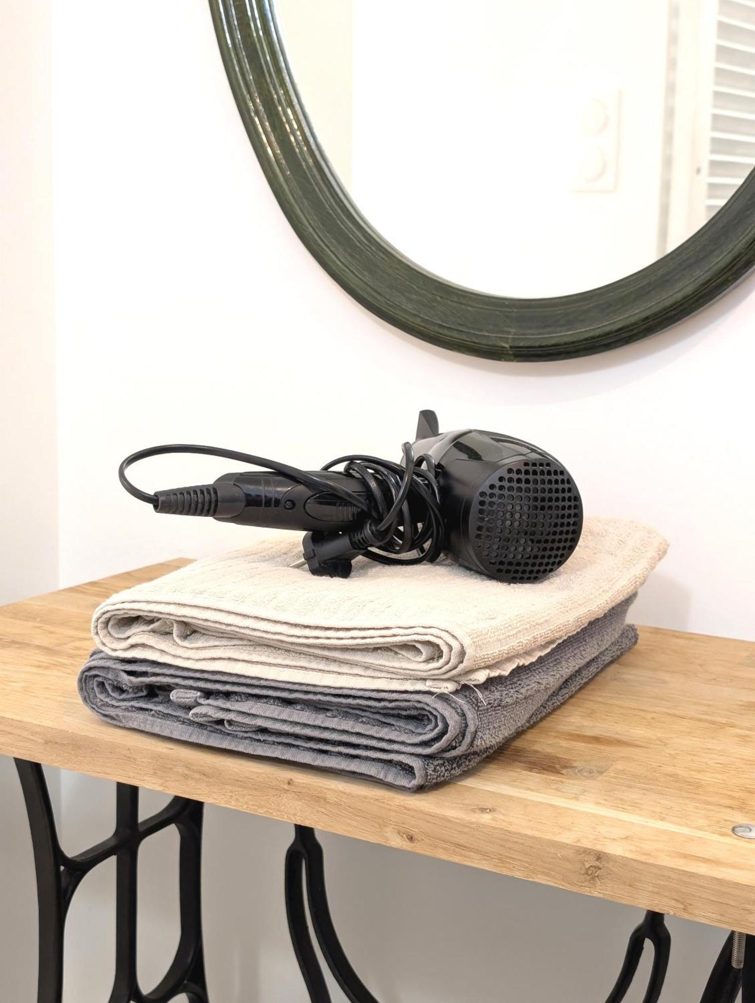 La Bonne Etoile Apartment Chatelaudren Bilik gambar